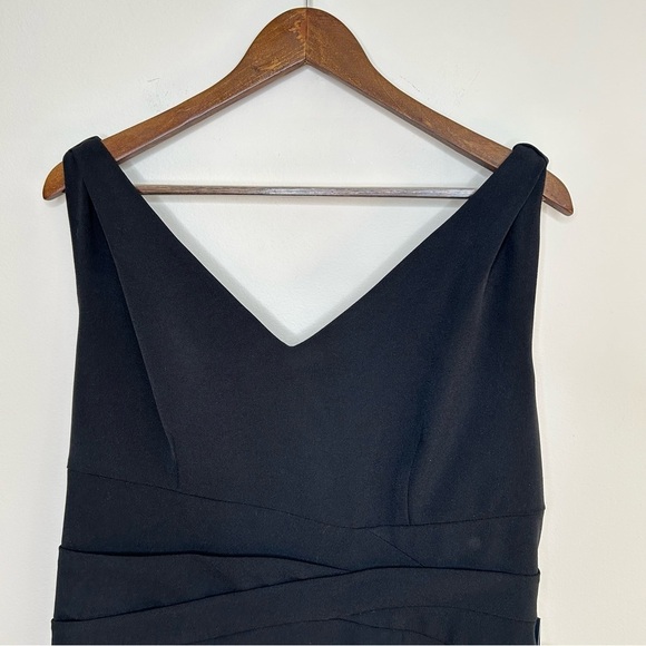 New Adrianna Papell Knotted Shoulder with Draped Waist Sheath Dress Black Sz 14 - Picture 3 of 10